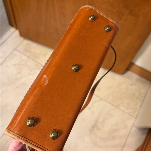 Dooney & Bourke All Weather Leather Crossbody Bag 🔥🔥 - Picture 12 of 12